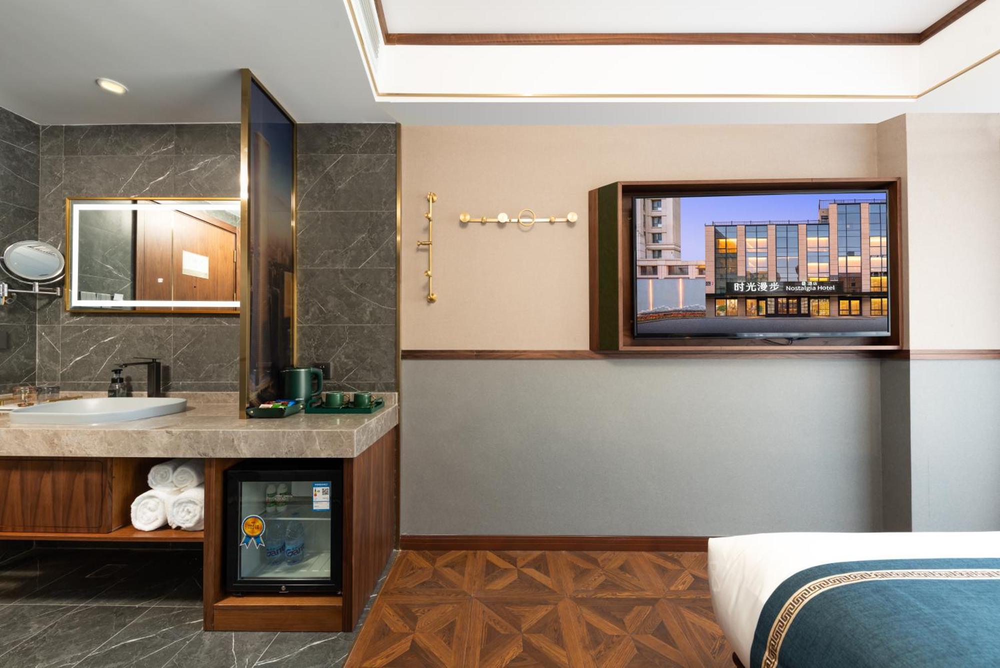 Nost Algia S Hotel Near Beijing Cbd - Cctv, China Zun, Skp And Sanlitun, Tian'Anmen Square, Forbidden City, Free Daily Necessities, Free Night Snack, Free Laundry, English Communication Well, Free Travel Advice , Free Gymnastic, Extérieur photo