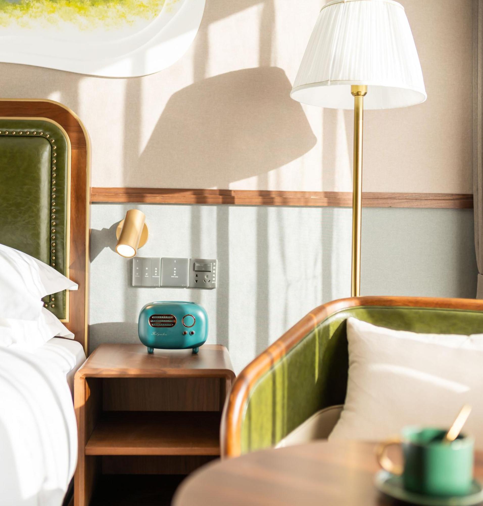 Nost Algia S Hotel Near Beijing Cbd - Cctv, China Zun, Skp And Sanlitun, Tian'Anmen Square, Forbidden City, Free Daily Necessities, Free Night Snack, Free Laundry, English Communication Well, Free Travel Advice , Free Gymnastic, Extérieur photo